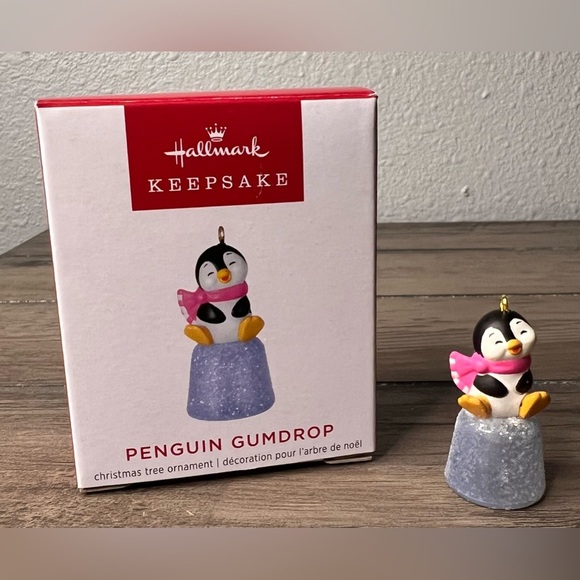 Hallmark NEW 2022 Miniature Penguin Gumdrop Christmas Ornament Limited Edition - Picture 2 of 10